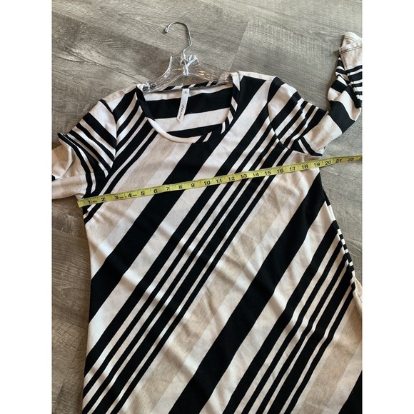 NY COLLECTION Sz L Black/White/Taupe Asymmetrical Front Striped Blouse - Picture 5 of 9